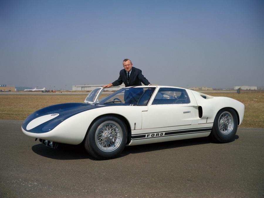  Ford GT40 Concept 1964 года  (фото 6 из 7)